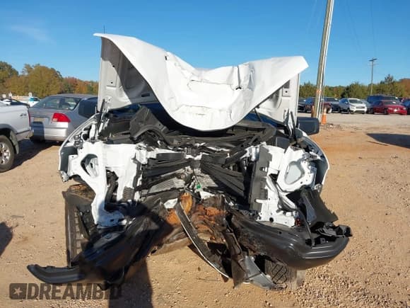 ✅ 2025 Chevrolet Silverado 1500 • VIN: 1GCUKAED7SZ276333 • Лот: 43591724. Опубликован ранее на IAAI с пробегом 8 475 миль. Бесплатный доступ к архиву аукционных продаж из США и подробный отчёт об истории автомобиля на DreamBid. Изображение 12.