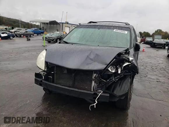 ✅ 2006 Toyota Sienna LE • VIN: 5TDZA23C16S443740 • Lot: 89723435. Listed on Copart with 142,607 mi. Free auction sales archive from the USA and detailed vehicle history report at DreamBid. Image 15.