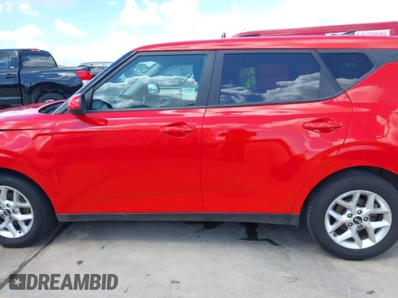 ✅ 2021 Kia Soul S • VIN: KNDJ23AU6M7777183 • Лот: 42605988. Опубликован ранее на IAAI с пробегом 99 336 миль. Бесплатный доступ к архиву аукционных продаж из США и подробный отчёт об истории автомобиля на DreamBid. Изображение 14.