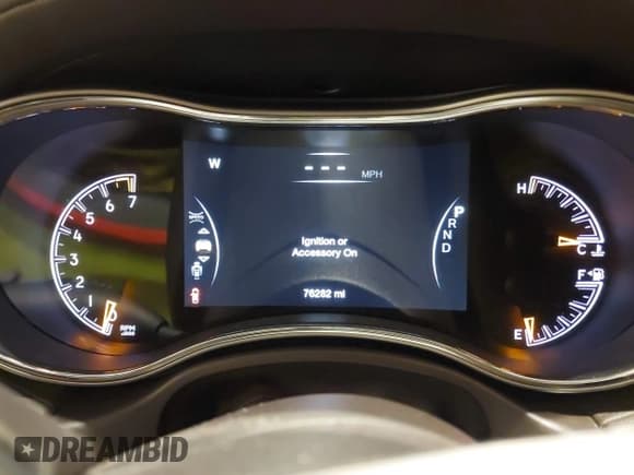 ✅ 2018 Jeep Grand Cherokee High Altitude • VIN: 1C4RJFCG6JC215902 • Lot: 41866716. Wystawiony na IAAI z przebiegiem 76 282 mil. Bezpłatny archiwum sprzedaży aukcyjnych z USA i szczegółowy raport historii pojazdu na DreamBid. Zdjęcie 7.