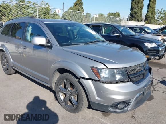 ✅ 2017 Dodge Journey Crossroad Plus • VIN: 3C4PDCGG5HT532396 • Lot: 41761250. Wystawiony na IAAI z przebiegiem 116 432 mil. Bezpłatny archiwum sprzedaży aukcyjnych z USA i szczegółowy raport historii pojazdu na DreamBid. Zdjęcie 13.