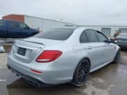 ✅ 2020 Mercedes-Benz E 63 S AMG • VIN: WDDZF8KB7LA743679 • Лот: 41552208. Опубликован ранее на IAAI с пробегом 30 574 миль. Бесплатный доступ к архиву аукционных продаж из США и подробный отчёт об истории автомобиля на DreamBid. Изображение 4.