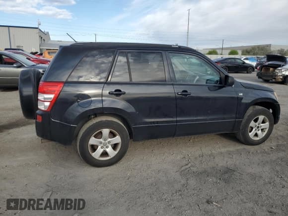✅ 2007 Suzuki Grand Vitara XSport • VIN: JS3TD944974201645 • Lot: 52810205. Listed on Copart with 254,761 mi. Free auction sales archive from the USA and detailed vehicle history report at DreamBid. Image 3.