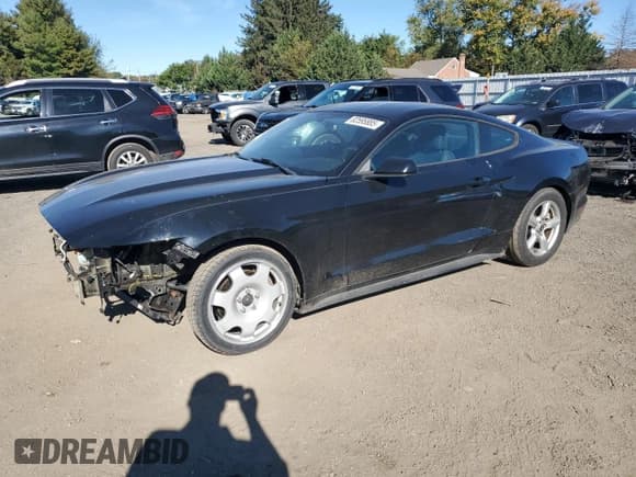 ✅ 2016 Ford Mustang V6 • VIN: 1FA6P8AM1G5236360 • Lot: 82595885. Listed on Copart with 94,854 mi. Free auction sales archive from the USA and detailed vehicle history report at DreamBid. Image 1.