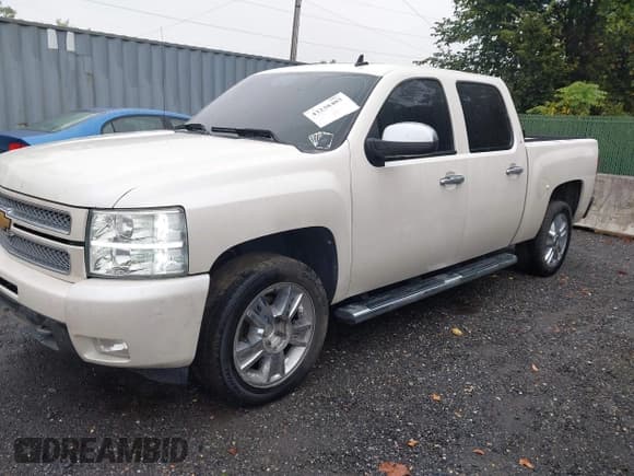 ✅ 2012 Chevrolet Silverado 1500 LTZ • VIN: 3GCPKTE79CG160698 • Lot: 43238403. Listed on IAAI with 137,266 mi. Free auction sales archive from the USA and detailed vehicle history report at DreamBid. Image 17.