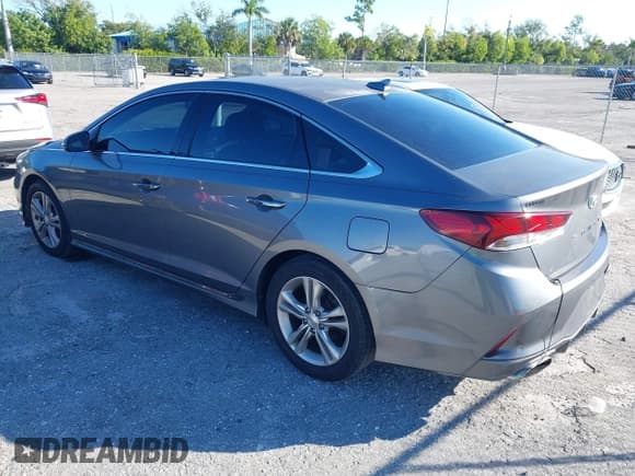 ✅ 2018 Hyundai Sonata SEL • VIN: 5NPE34AF2JH646331 • Lot: 43595444. Listed on IAAI with 89,363 mi. Free auction sales archive from the USA and detailed vehicle history report at DreamBid. Image 3.