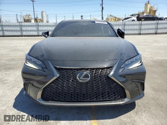 ✅ 2023 Lexus ES 300h F Sport • VIN: 58ABA1C1XPU028394 • Лот: 63182405. Опубликован ранее на Copart с пробегом 27 823 миль. Бесплатный доступ к архиву аукционных продаж из США и подробный отчёт об истории автомобиля на DreamBid. Изображение 5.