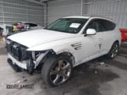 ✅ 2023 Genesis GV80 • VIN: KMUHCESCXPU124632 • Lot: 42648880. Wystawiony na IAAI z przebiegiem 21 713 mil. Bezpłatny archiwum sprzedaży aukcyjnych z USA i szczegółowy raport historii pojazdu na DreamBid. Zdjęcie 18.