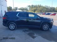 ✅ 2019 Chevrolet Traverse LT Cloth • VIN: 1GNERGKW6KJ191577 • Lot: 43530567. Wystawiony na IAAI z przebiegiem 134 398 mil. Bezpłatny archiwum sprzedaży aukcyjnych z USA i szczegółowy raport historii pojazdu na DreamBid. Zdjęcie 12.
