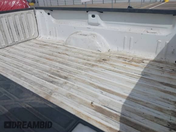 2017 Chevrolet Silverado 2500HD Work Truck with VIN 1GC0CUEG9HZ205621, listed as a IAAI auction lot 43154412 with 177,402 mi miles and . Bid and sale history available at DreamBid. Image 8.