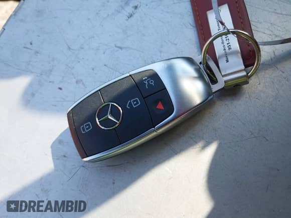 2023 Mercedes-Benz CLA 250 z VIN W1K5J4GB2PN412599, wystawiony jako IAAI lot #42912264 z przebiegiem 2 603 mil mil oraz . Historia ofert i sprzedaży dostępna na DreamBid. Obrazek 11.