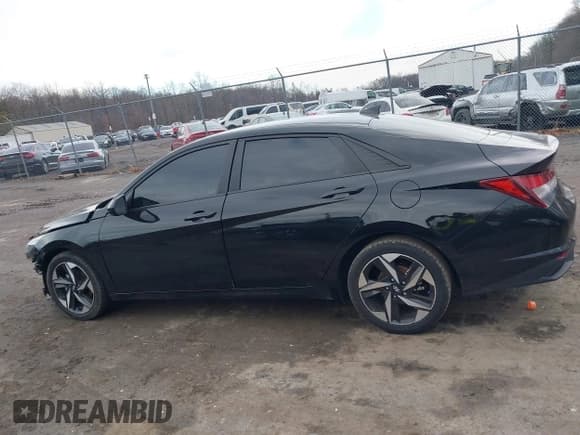 ✅ 2023 Hyundai Elantra SEL • VIN: KMHLS4AG3PU412731 • Lot: 41480497. Wystawiony na IAAI z przebiegiem 56 236 mil. Bezpłatny archiwum sprzedaży aukcyjnych z USA i szczegółowy raport historii pojazdu na DreamBid. Zdjęcie 14.
