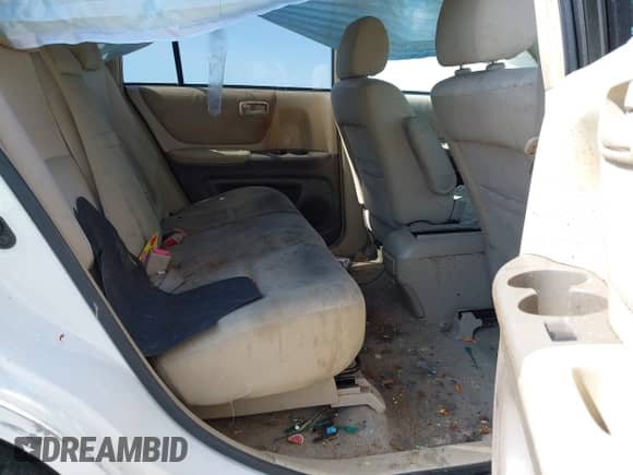 2007 Toyota Highlander с VIN JTEGD21AX70155859, выставлен на аукционе IAAI как лот 42585524 с пробегом 169 792 миль миль и . История ставок и продаж доступна на DreamBid. Изображение 8.