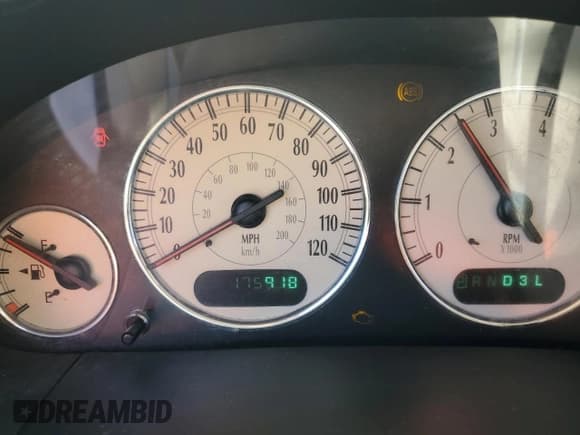 ✅ 2003 Chrysler Town & Country LXi • VIN: 2C4GP54L93R112169 • Лот: 87079265. Опубликован ранее на Copart с пробегом 175 918 миль. Бесплатный доступ к архиву аукционных продаж из США и подробный отчёт об истории автомобиля на DreamBid. Изображение 9.