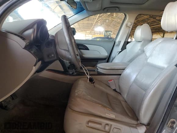 ✅ 2007 Acura MDX • VIN: 2HNYD28287H551740 • Lot: 62059135. Wystawiony na Copart z przebiegiem 247 086 mil. Bezpłatny archiwum sprzedaży aukcyjnych z USA i szczegółowy raport historii pojazdu na DreamBid. Zdjęcie 7.