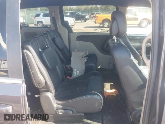 ✅ 2017 Dodge Grand Caravan SXT • VIN: 2C4RDGCG0HR581000 • Lot: 43398600. Listed on IAAI with Not provided. Free auction sales archive from the USA and detailed vehicle history report at DreamBid. Image 8.