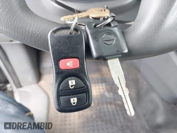 ✅ 2019 Nissan NV Cargo S • VIN: 1N6BF0KM0KN801246 • Lot: 41309100. Wystawiony na IAAI z przebiegiem 131 099 mil. Bezpłatny archiwum sprzedaży aukcyjnych z USA i szczegółowy raport historii pojazdu na DreamBid. Zdjęcie 11.