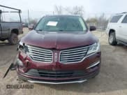 ✅ 2017 Lincoln MKC Select • VIN: 5LMCJ2D94HUL12463 • Лот: 43749231. Опубликован ранее на IAAI с пробегом 100 781 миль. Бесплатный доступ к архиву аукционных продаж из США и подробный отчёт об истории автомобиля на DreamBid. Изображение 13.