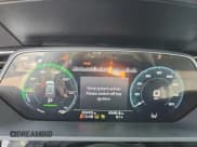 ✅ 2022 Audi e-tron Premium Plus • VIN: WA1LAAGE6NB011026 • Лот: 91427445. Опубликован ранее на Copart с пробегом 93 455 миль. Бесплатный доступ к архиву аукционных продаж из США и подробный отчёт об истории автомобиля на DreamBid. Изображение 9.