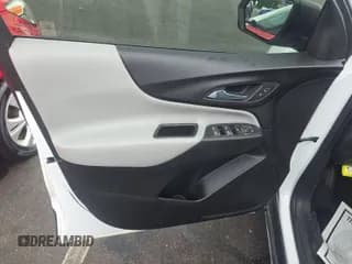 ✅ 2022 Chevrolet Equinox LS • VIN: 3GNAXHEVXNS169775 • Лот: 43069834. Опубликован ранее на IAAI с пробегом 30 664 миль. Бесплатный доступ к архиву аукционных продаж из США и подробный отчёт об истории автомобиля на DreamBid. Изображение 1.