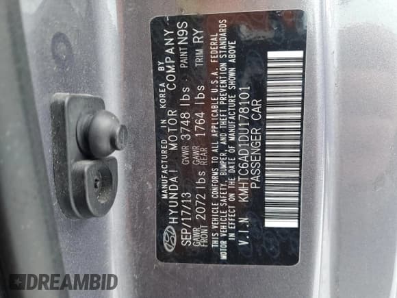 ✅ 2013 Hyundai Veloster w/Black Int • VIN: KMHTC6AD1DU178101 • Lot: 46347805. Wystawiony na Copart z przebiegiem 71 180 mil. Bezpłatny archiwum sprzedaży aukcyjnych z USA i szczegółowy raport historii pojazdu na DreamBid. Zdjęcie 12.