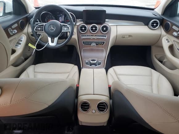 ✅ 2019 Mercedes-Benz C 300 • VIN: 55SWF8EBXKU321449 • Lot: 86281615. Listed on Copart with 52,695 mi. Free auction sales archive from the USA and detailed vehicle history report at DreamBid. Image 8.