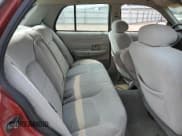 ✅ 2000 Ford Crown Victoria LX • VIN: 2FAFP74W4YX100974 • Lot: 71901865. Wystawiony na Copart z przebiegiem 154 745 mil. Bezpłatny archiwum sprzedaży aukcyjnych z USA i szczegółowy raport historii pojazdu na DreamBid. Zdjęcie 10.