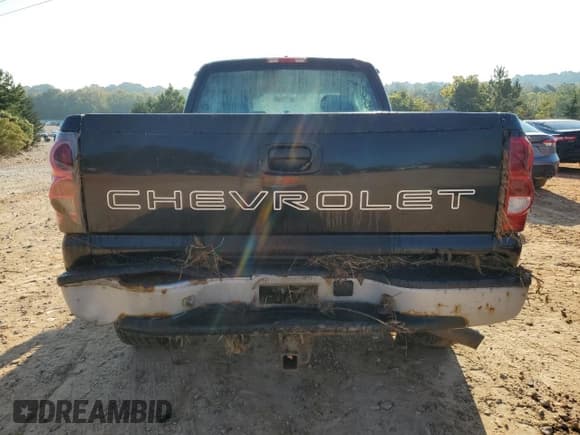 ✅ 2006 Chevrolet Silverado 2500HD Work Truck • VIN: 1GCHK29U96E263730 • Lot: 74775794. Wystawiony na Copart z przebiegiem Nie podano. Bezpłatny archiwum sprzedaży aukcyjnych z USA i szczegółowy raport historii pojazdu na DreamBid. Zdjęcie 6.