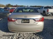 ✅ 2011 Hyundai Sonata SE • VIN: 5NPEC4AC5BH277567 • Lot: 75354414. Listed on Copart with 125,788 mi. Free auction sales archive from the USA and detailed vehicle history report at DreamBid. Image 6.