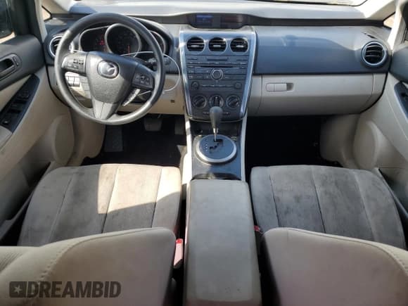 ✅ 2011 Mazda CX-7 i SV • VIN: JM3ER2A57B0382295 • Lot: 51141015. Listed on Copart with 166,680 mi. Free auction sales archive from the USA and detailed vehicle history report at DreamBid. Image 8.