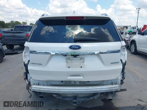 ✅ 2016 Ford Explorer Limited • VIN: 1FM5K7FH4GGA70846 • Лот: 42926204. Опубликован ранее на IAAI с пробегом 174 736 миль. Бесплатный доступ к архиву аукционных продаж из США и подробный отчёт об истории автомобиля на DreamBid. Изображение 17.