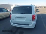 ✅ 2020 Dodge Grand Caravan SXT • VIN: 2C4RDGCG9LR173720 • Lot: 43102706. Wystawiony na IAAI z przebiegiem 100 172 mil. Bezpłatny archiwum sprzedaży aukcyjnych z USA i szczegółowy raport historii pojazdu na DreamBid. Zdjęcie 16.