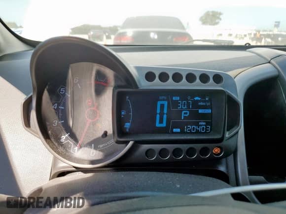 2012 Chevrolet Sonic LTZ с VIN 1G1JE5SH4C4106592, выставлен на аукционе Copart как лот 85377095 с пробегом 120 403 миль миль и Чистый • Clean title. История ставок и продаж доступна на DreamBid. Изображение 9.