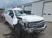 ✅ 2020 Chevrolet Silverado 1500 LTZ • VIN: 3GCUYGED5LG306190 • Lot: 65557455. Wystawiony na Copart z przebiegiem Nie podano. Bezpłatny archiwum sprzedaży aukcyjnych z USA i szczegółowy raport historii pojazdu na DreamBid. Zdjęcie 13.