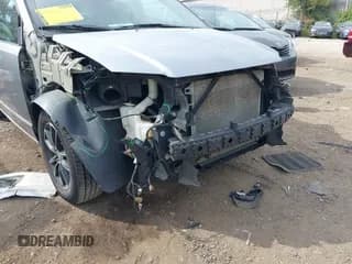 ✅ 2018 Dodge Grand Caravan GT • VIN: 2C4RDGEGXJR285274 • Lot: 43210012. Wystawiony na IAAI z przebiegiem 177 135 mil. Bezpłatny archiwum sprzedaży aukcyjnych z USA i szczegółowy raport historii pojazdu na DreamBid. Zdjęcie 6.