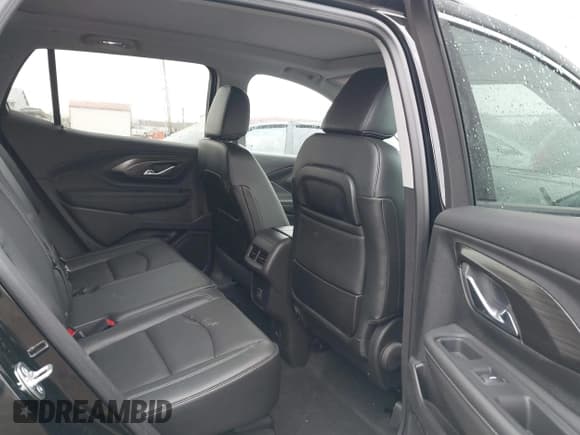 ✅ 2024 GMC Terrain SLT • VIN: 3GKALVEG3RL379434 • Lot: 42232120. Listed on IAAI with 3,266 mi. Free auction sales archive from the USA and detailed vehicle history report at DreamBid. Image 8.