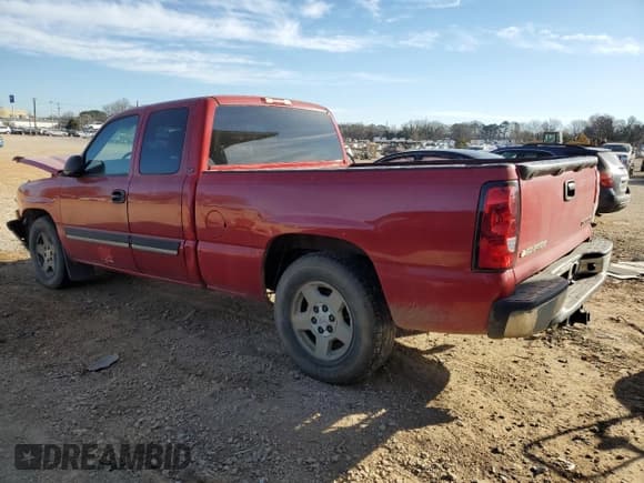 ✅ 2005 Chevrolet Silverado 1500 LT • VIN: 1GCEC19T25Z161808 • Лот: 47435025. Опубликован ранее на Copart с пробегом 163 632 миль. Бесплатный доступ к архиву аукционных продаж из США и подробный отчёт об истории автомобиля на DreamBid. Изображение 2.