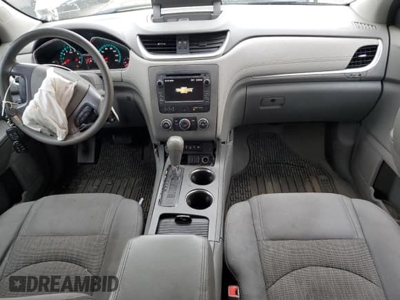 ✅ 2017 Chevrolet Traverse LS • VIN: 1GNKVFED6HJ263549 • Lot: 89464705. Wystawiony na Copart z przebiegiem 90 951 mil. Bezpłatny archiwum sprzedaży aukcyjnych z USA i szczegółowy raport historii pojazdu na DreamBid. Zdjęcie 8.