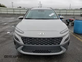 ✅ 2023 Hyundai Kona SEL • VIN: KM8K6CABXPU963799 • Лот: 73097294. Опубликован ранее на Copart с пробегом 17 805 миль. Бесплатный доступ к архиву аукционных продаж из США и подробный отчёт об истории автомобиля на DreamBid. Изображение 5.