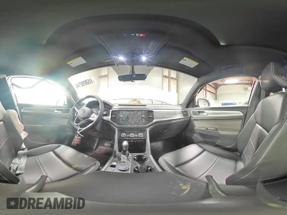 ✅ 2023 Volkswagen Atlas SE • VIN: 1V2KC2CA3PC228887 • Лот: 85809214. Опубликован ранее на Copart с пробегом 17 480 миль. Бесплатный доступ к архиву аукционных продаж из США и подробный отчёт об истории автомобиля на DreamBid. Изображение 15.