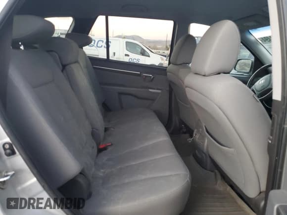 ✅ 2011 Hyundai Santa Fe GLS • VIN: 5XYZG3AB1BG013924 • Lot: 85591494. Listed on Copart with 185,852 mi. Free auction sales archive from the USA and detailed vehicle history report at DreamBid. Image 10.