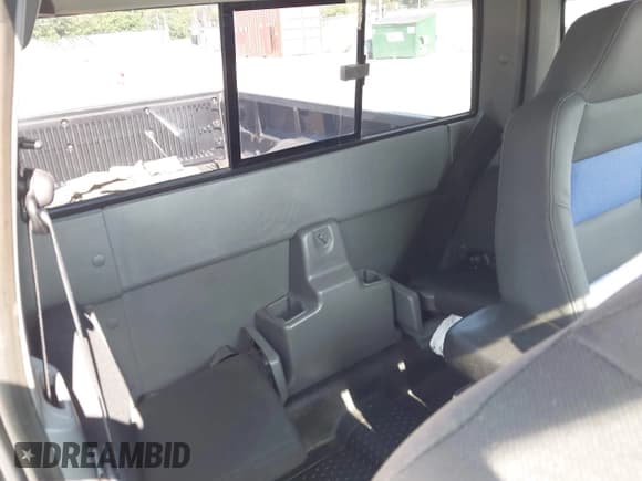 ✅ 2008 Ford Ranger XLT • VIN: 1FTZR45E38PA85394 • Lot: 42491365. Wystawiony na IAAI z przebiegiem 170 845 mil. Bezpłatny archiwum sprzedaży aukcyjnych z USA i szczegółowy raport historii pojazdu na DreamBid. Zdjęcie 8.