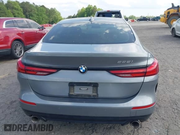 ✅ 2022 BMW 2 Series 228i • VIN: WBA53AK04N7L41428 • Lot: 42172779. Wystawiony na IAAI z przebiegiem 39 241 mil. Bezpłatny archiwum sprzedaży aukcyjnych z USA i szczegółowy raport historii pojazdu na DreamBid. Zdjęcie 16.