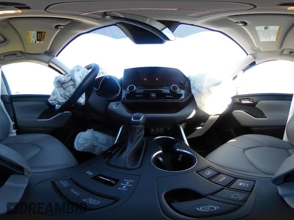 ✅ 2023 Toyota Highlander L • VIN: 5TDKDRBH8PS524248 • Lot: 43288698. Listed on IAAI with 32,363 mi. Free auction sales archive from the USA and detailed vehicle history report at DreamBid. Image 19.