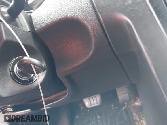 ✅ 2007 Ford Mustang Deluxe • VIN: 1ZVFT80N775321992 • Лот: 42834692. Опубликован ранее на IAAI с пробегом Не указан. Бесплатный доступ к архиву аукционных продаж из США и подробный отчёт об истории автомобиля на DreamBid. Изображение 11.