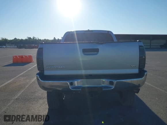 ✅ 2011 Toyota Tacoma • VIN: 5TFLU4ENXBX009649 • Лот: 43065873. Опубликован ранее на IAAI с пробегом 149 761 миль. Бесплатный доступ к архиву аукционных продаж из США и подробный отчёт об истории автомобиля на DreamBid. Изображение 16.