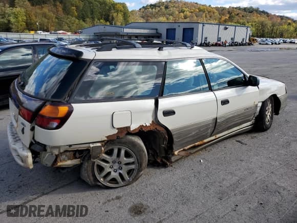 ✅ 2004 Subaru Legacy Outback • VIN: 4S3BH675547628607 • Lot: 87438785. Listed on Copart with 257,811 mi. Free auction sales archive from the USA and detailed vehicle history report at DreamBid. Image 3.