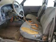 ✅ 1991 Toyota Pickup DLX • VIN: JT4VN13D3M5038603 • Lot: 67558545. Wystawiony na Copart z przebiegiem 145 534 mil. Bezpłatny archiwum sprzedaży aukcyjnych z USA i szczegółowy raport historii pojazdu na DreamBid. Zdjęcie 7.