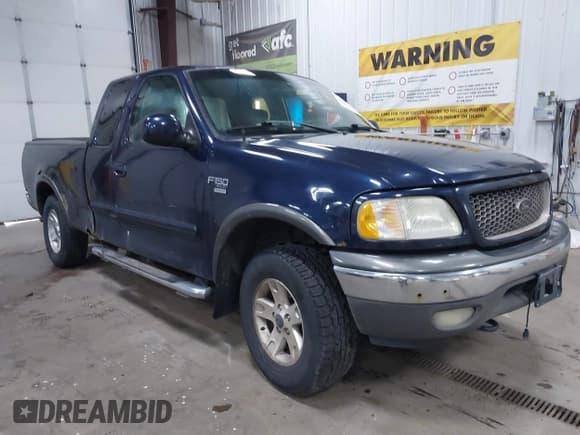 ✅ 2003 Ford F-150 XL • VIN: 1FTRX18LX3NB00847 • Лот: 42092540. Опубликован ранее на IAAI с пробегом 185 536 миль. Бесплатный доступ к архиву аукционных продаж из США и подробный отчёт об истории автомобиля на DreamBid. Изображение 1.