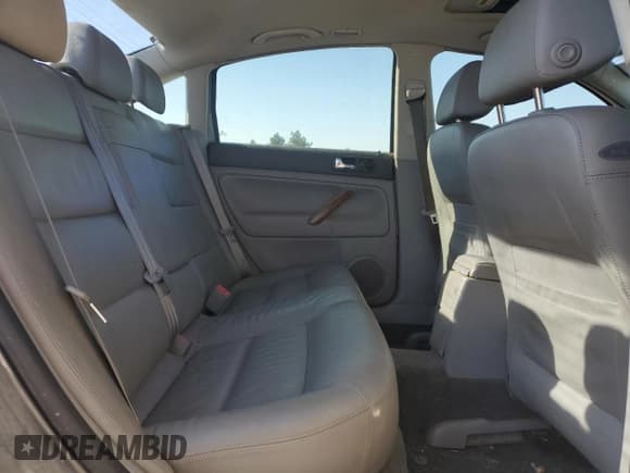 ✅ 2002 Volkswagen Passat GLX • VIN: WVWTH63B52P221657 • Лот: 69789225. Опубликован ранее на Copart с пробегом 169 455 миль. Бесплатный доступ к архиву аукционных продаж из США и подробный отчёт об истории автомобиля на DreamBid. Изображение 10.